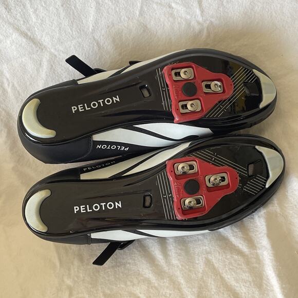 Peloton Spin Cycle Shoes J-20 PL-SH-02 Sz 46 M 12-12.5 US Black Red With Cleats - Picture 5 of 5
